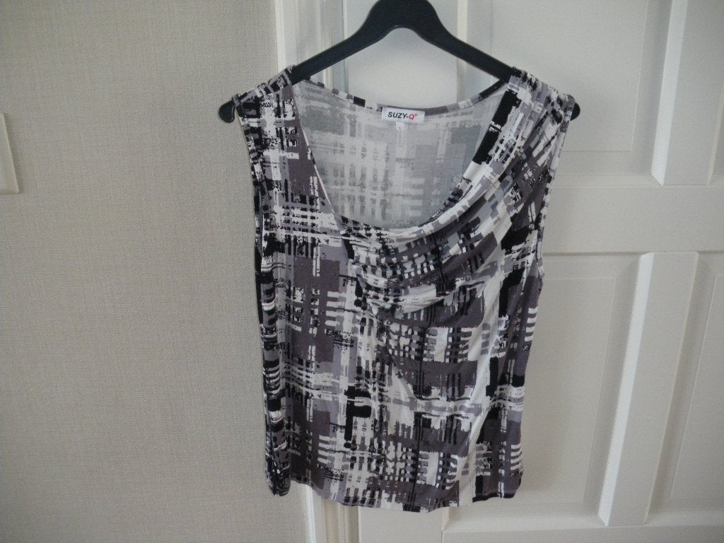 zgan leuk zomer topje mooie print merk suzy q maat 40, Kleding | Dames, Blouses en Tunieken, Ophalen of Verzenden, Zo goed als nieuw