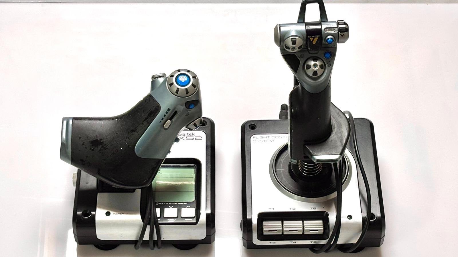 Logitech G Saitek X52 Flight Control, Ophalen of Verzenden, Zo goed als nieuw