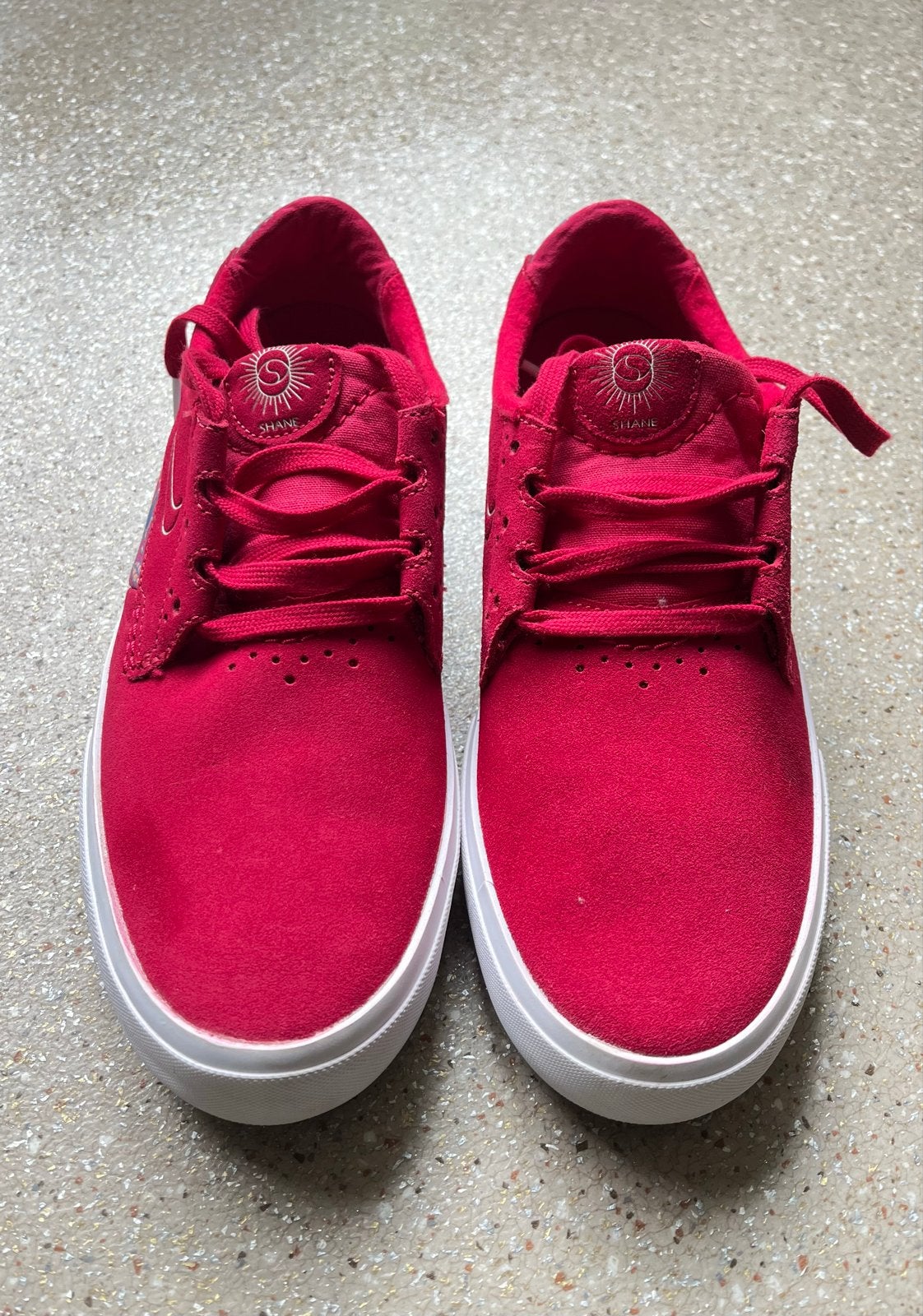 Nike SB O'Neill Sneakers Maat 41 - Rood met Paisley Print, Ophalen of Verzenden, Zo goed als nieuw, Rood, Sneakers of Gympen
