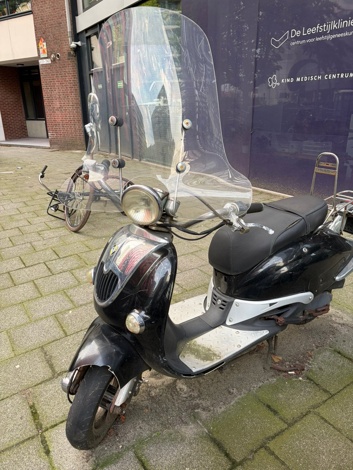 ZNEN ZN50QT-HS retro scooter – 4.000 km – opknapper, Fietsen en Brommers, Gebruikt, Benzine, Ophalen, Overige merken