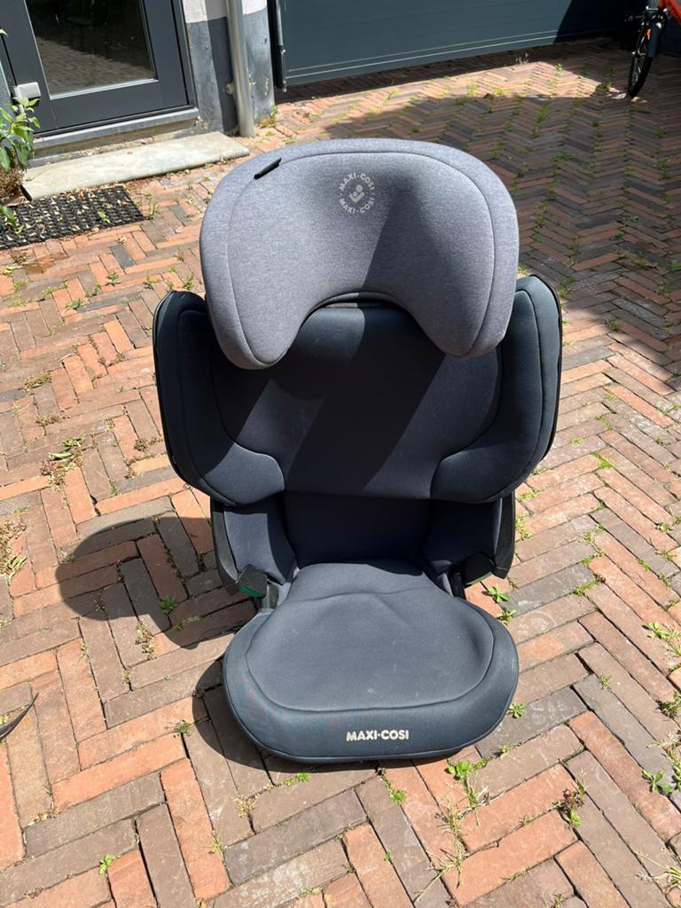 Autostoel van maxi cosi, Kinderen en Baby's, Autostoeltjes, Gebruikt, Maxi-Cosi, 9 t/m 18 kg, Autogordel of Isofix, Ophalen