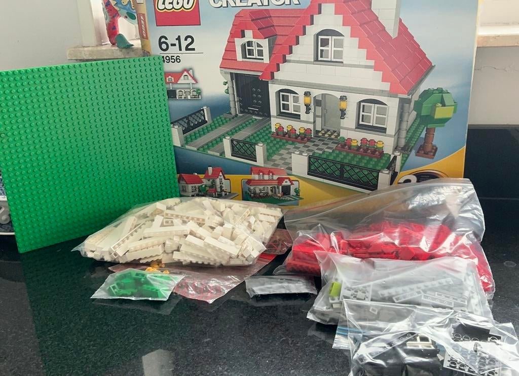 LEGO Creator Huis - 4956. Compleet met boekjes en doos., Ophalen of Verzenden, Zo goed als nieuw
