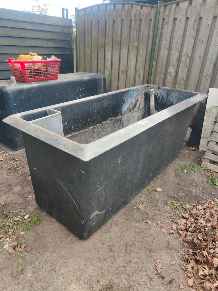 Grote polyester bak / vijver / watertrog, Ophalen, Gebruikt