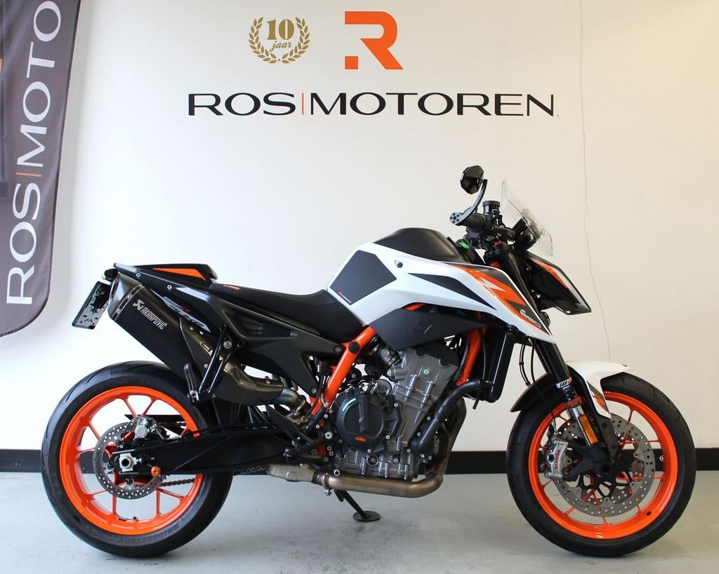 KTM 890 DUKE R (bj 2020) - AKRAPOVIC - NIEUWSTAAT -, KTM, Motorrijbewijs A, Bedrijf, Onbekend
