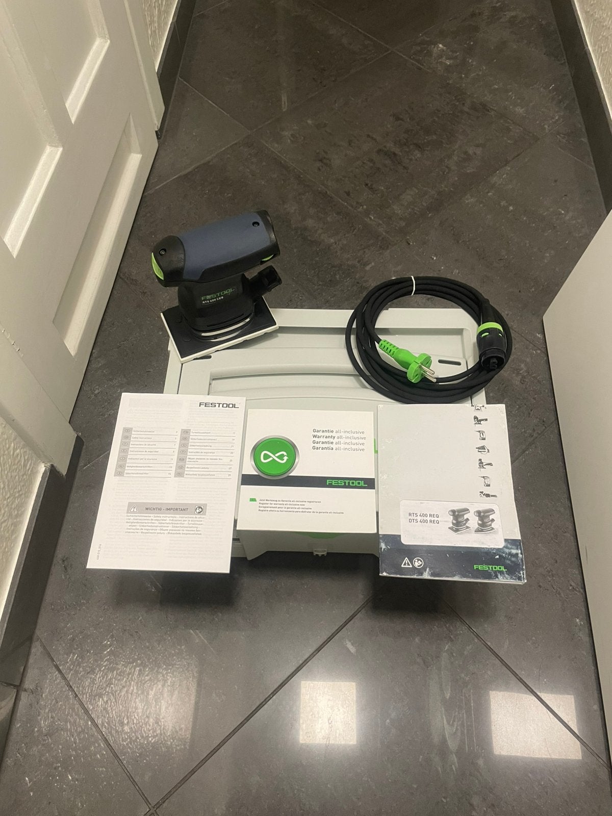 Festool RTS 400 REQ vlakschuurmachine., Ophalen of Verzenden, Zo goed als nieuw, Minder dan 600 watt, Vlakschuurmachine