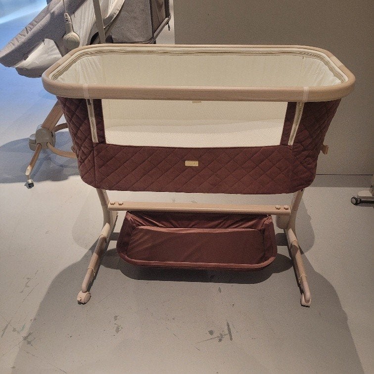 Qute Q-Wiggle Electric Co-Sleeper - Pink / White Wash, Ophalen, Zo goed als nieuw, Wieg