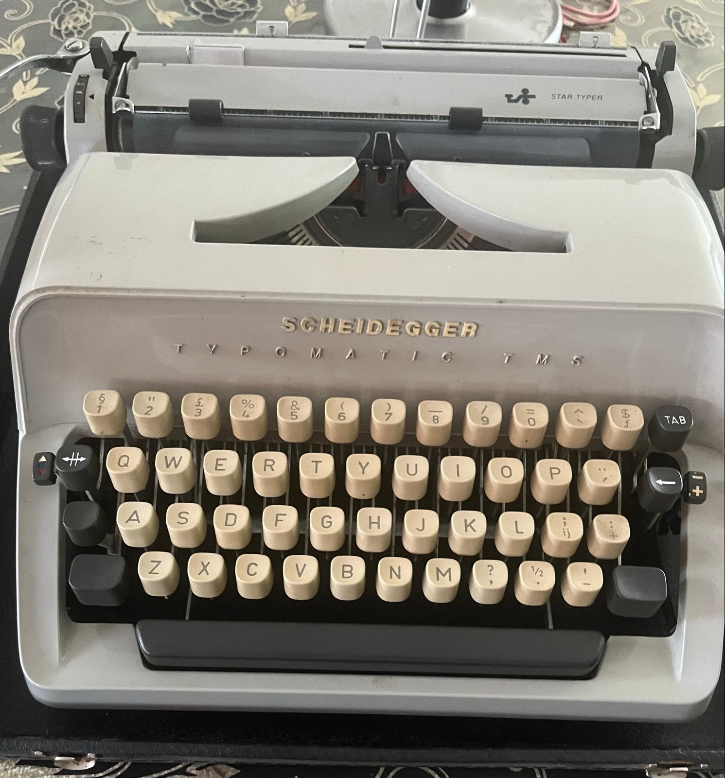 Vintage scheidegger typmachine, Ophalen of Verzenden, Gebruikt