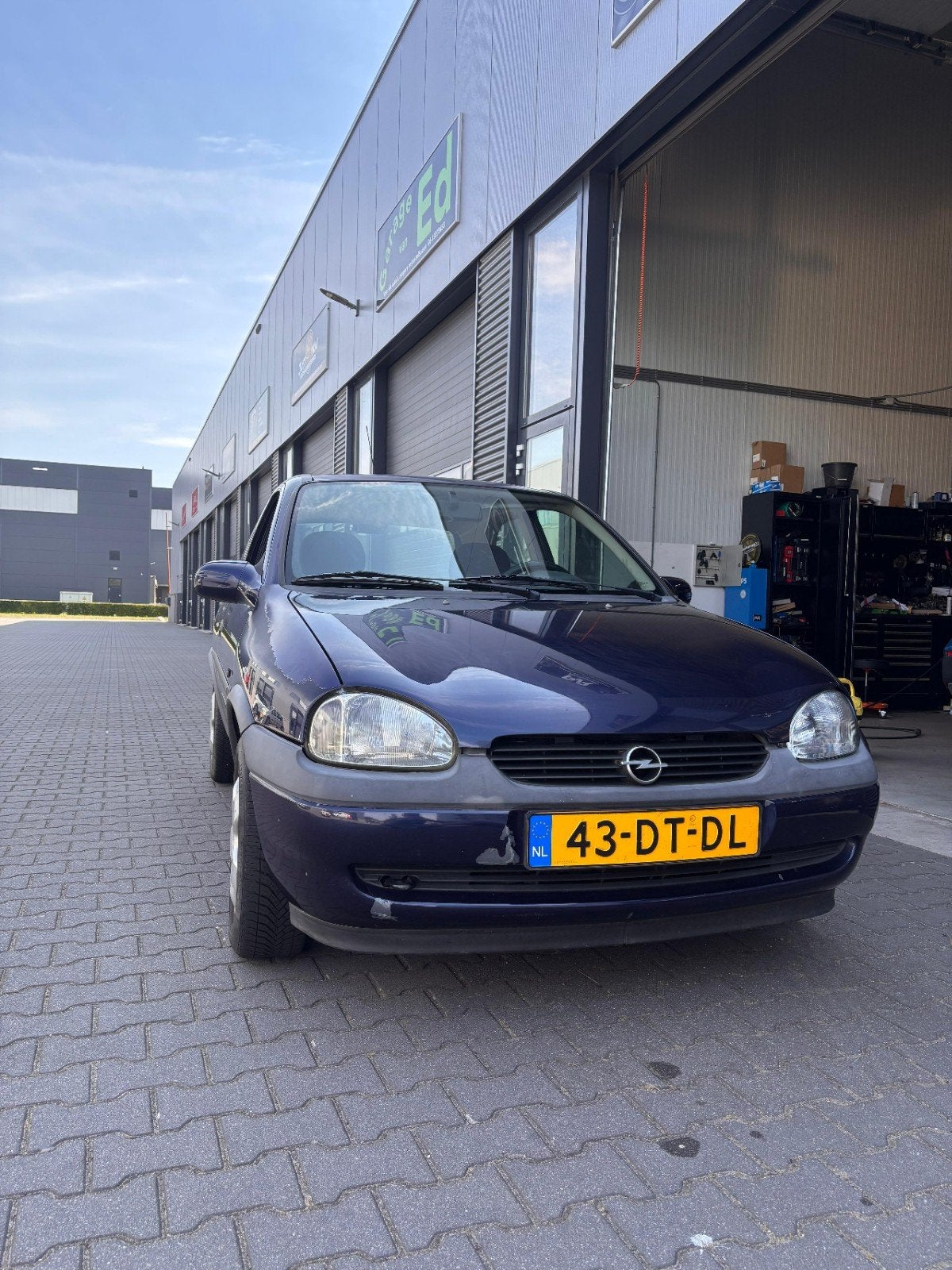 Opel Corsa 1.2 I 16V 3D 2000 Blauw, Auto's, 450 kg, 850 kg, Blauw, Origineel Nederlands