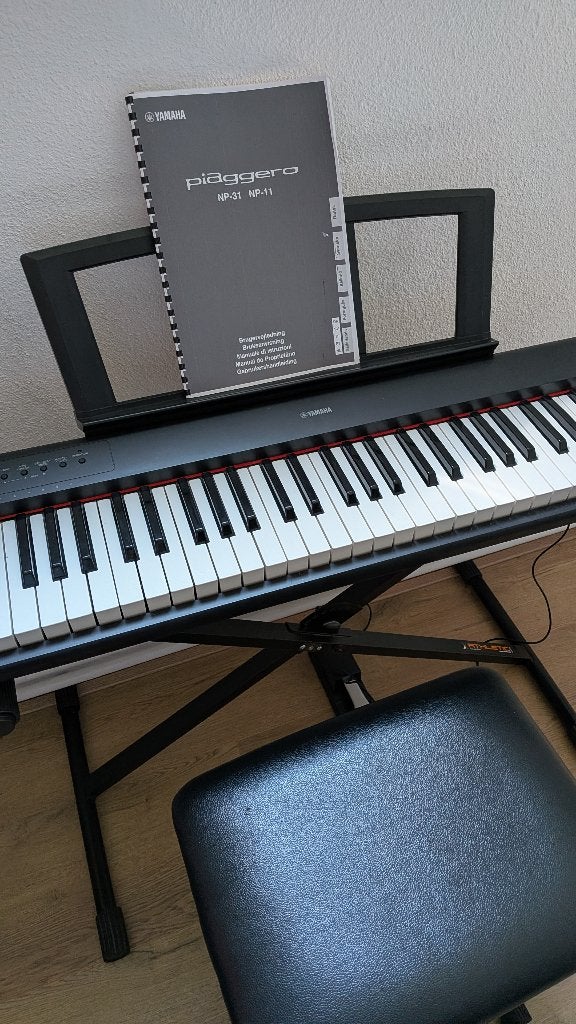 Yamaha Piaggero NP-11 digitale E-piano Complete set, Muziek en Instrumenten, Keyboards, Ophalen, 61 toetsen, Yamaha, Zo goed als nieuw
