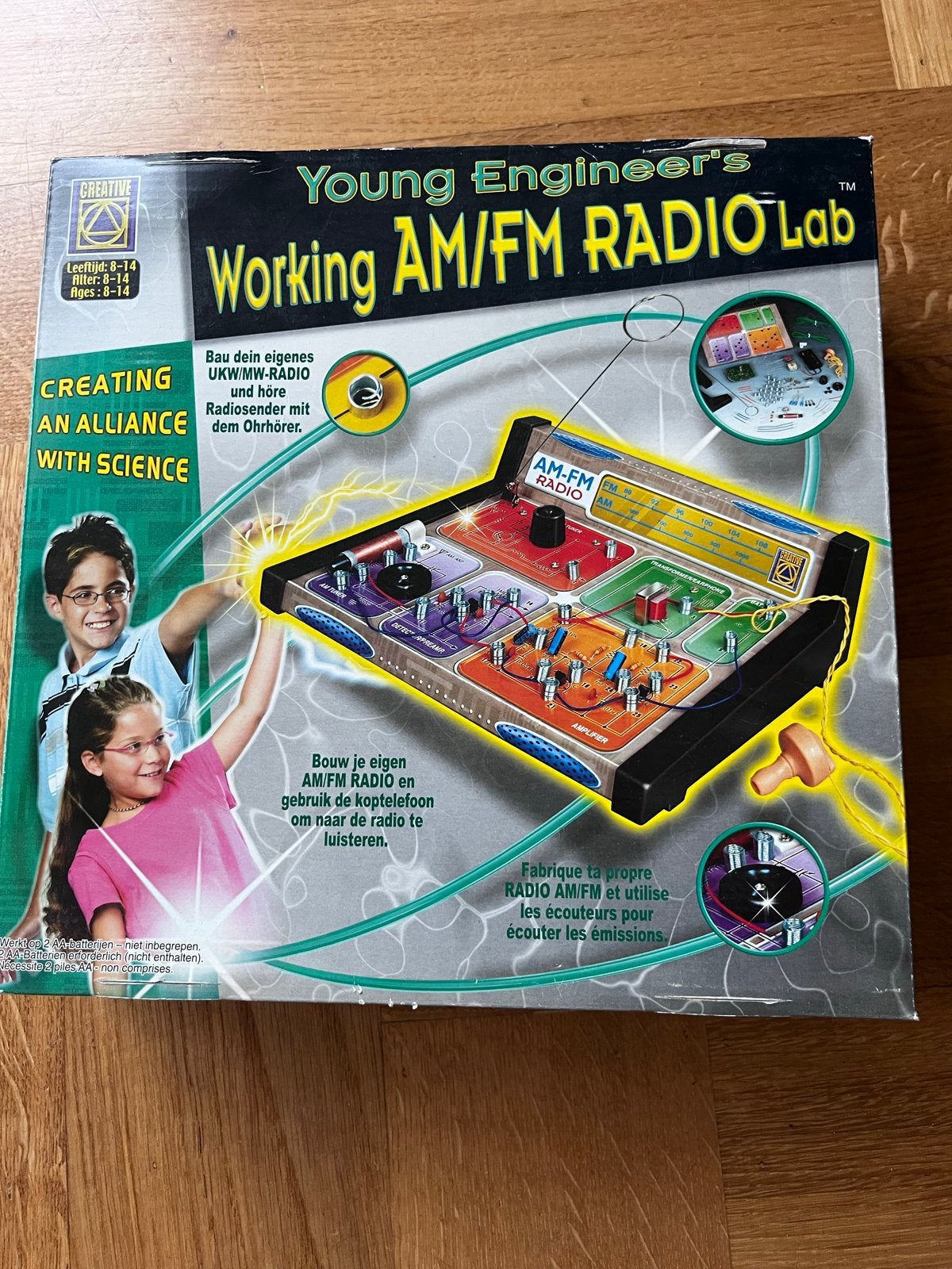 Young Engineer's Working AM/FM RADIO Lab, Ophalen, Nieuw, Bouwen