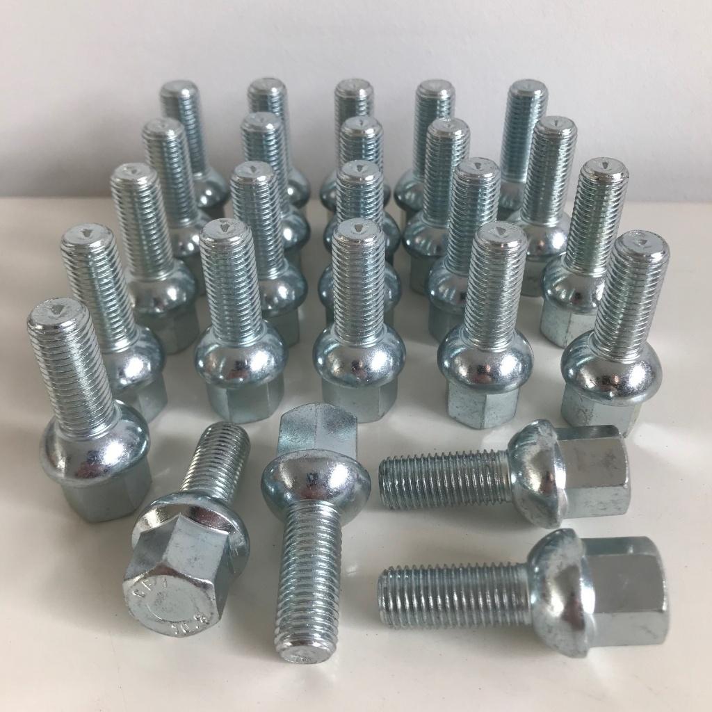 Nieuwe wielbouten v lichtmetalen velgen Mercedes M12 x 28 mm, Ophalen of Verzenden, Nieuw
