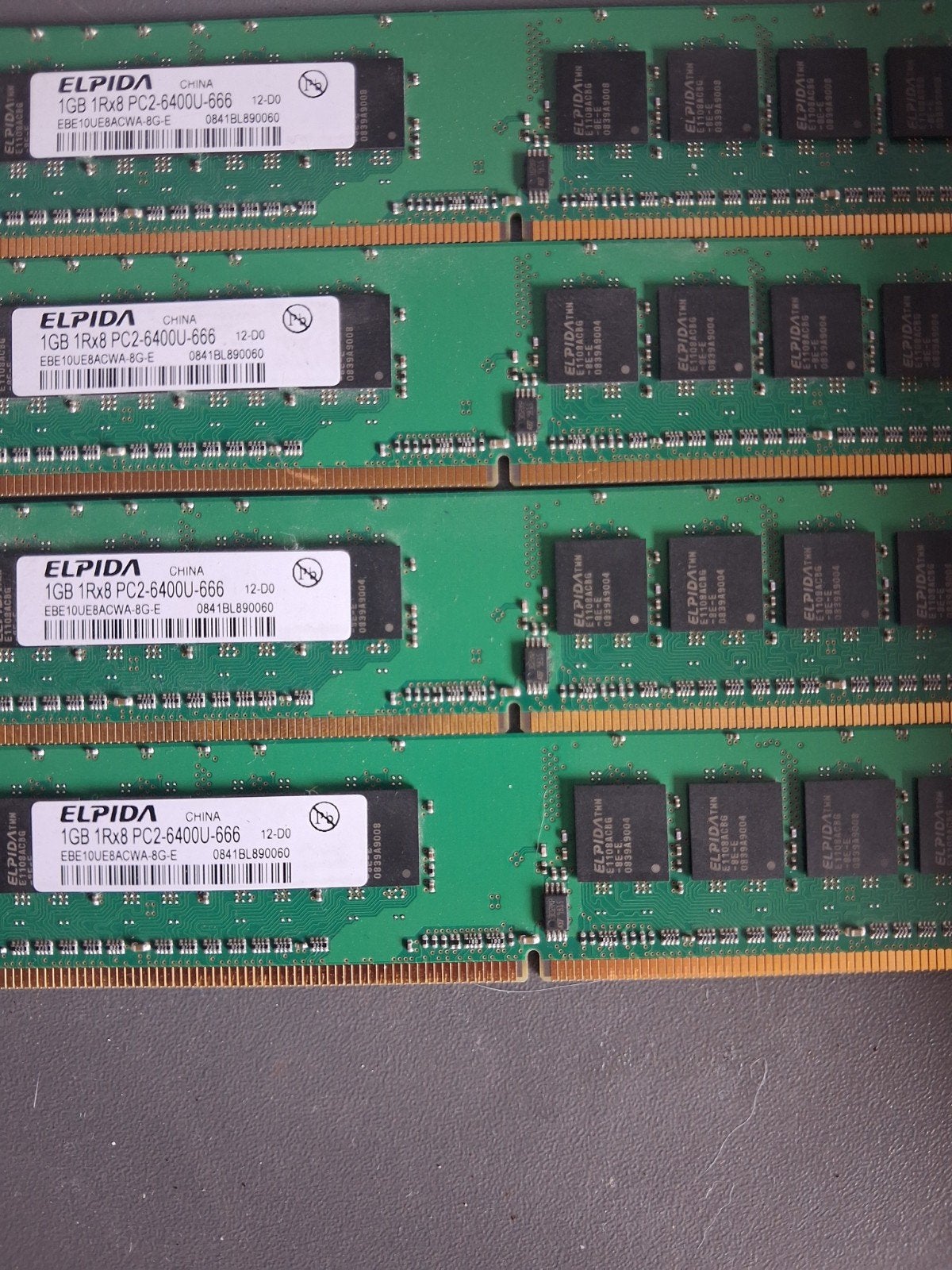 Elpida 1GB 1Rx8 PC2-6400U-666 DDR2 RAM Geheugenmodule, Computers en Software, Ophalen, Gebruikt, DDR2, 1 GB of minder