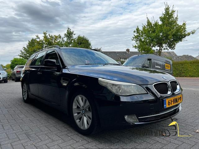 BMW 5-serie Touring BMW 5-serie Business Line / APK 1-2027/, Achterwielaandrijving, Zwart, 4 cilinders, 1535 kg