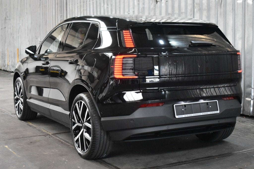 Volvo EX30 P8 428pk AWD Ultra Black Edition Europa 20'', Auto's, Automaat, 0 cilinders, Zwart, Nieuw