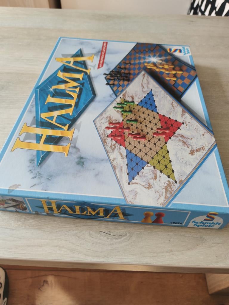 Halma bordspel van Schmidt Spiele - Klassiek familiespel, Lahnstraße 21, 12055 Berlin, Duitsland, Schmidt Spiele, Vijf spelers of meer