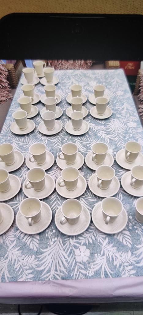 Wedgwood edme koffie kopjes met div.stempels, Ophalen of Verzenden, Zo goed als nieuw, Wedgwood, Kop(pen) en/of Schotel(s)
