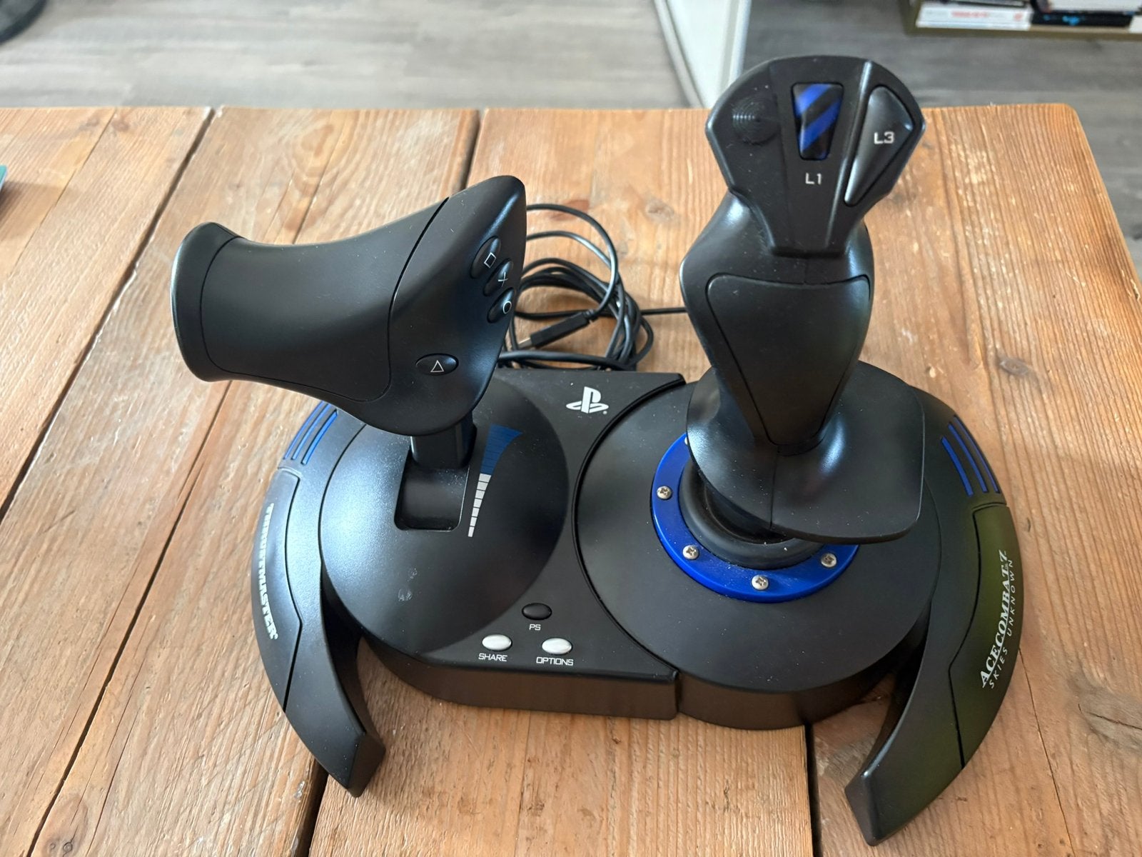 Trustmaster Hotas t-flight voor oa ps4, Computers en Software, Ophalen of Verzenden, Zo goed als nieuw