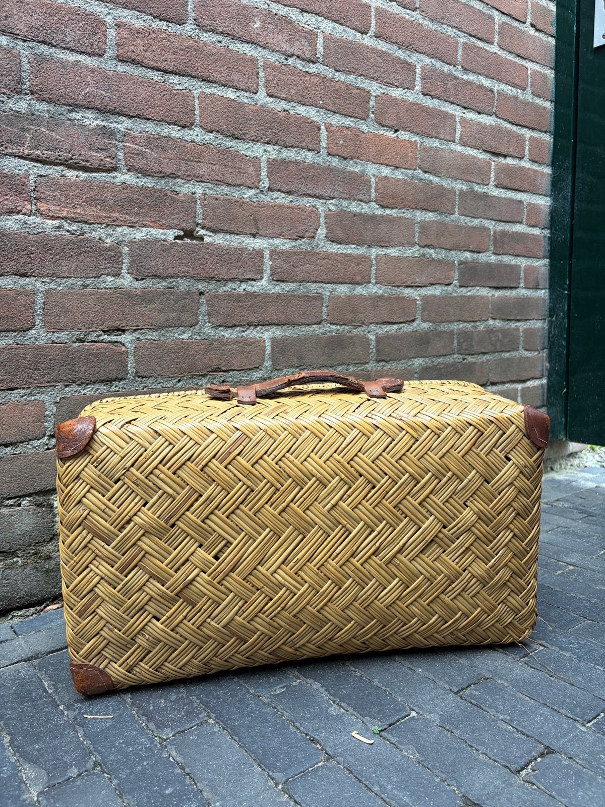 Vintage rieten koffer met leren details, 40 tot 60 cm, Gebruikt, 20 tot 30 cm, Bruin