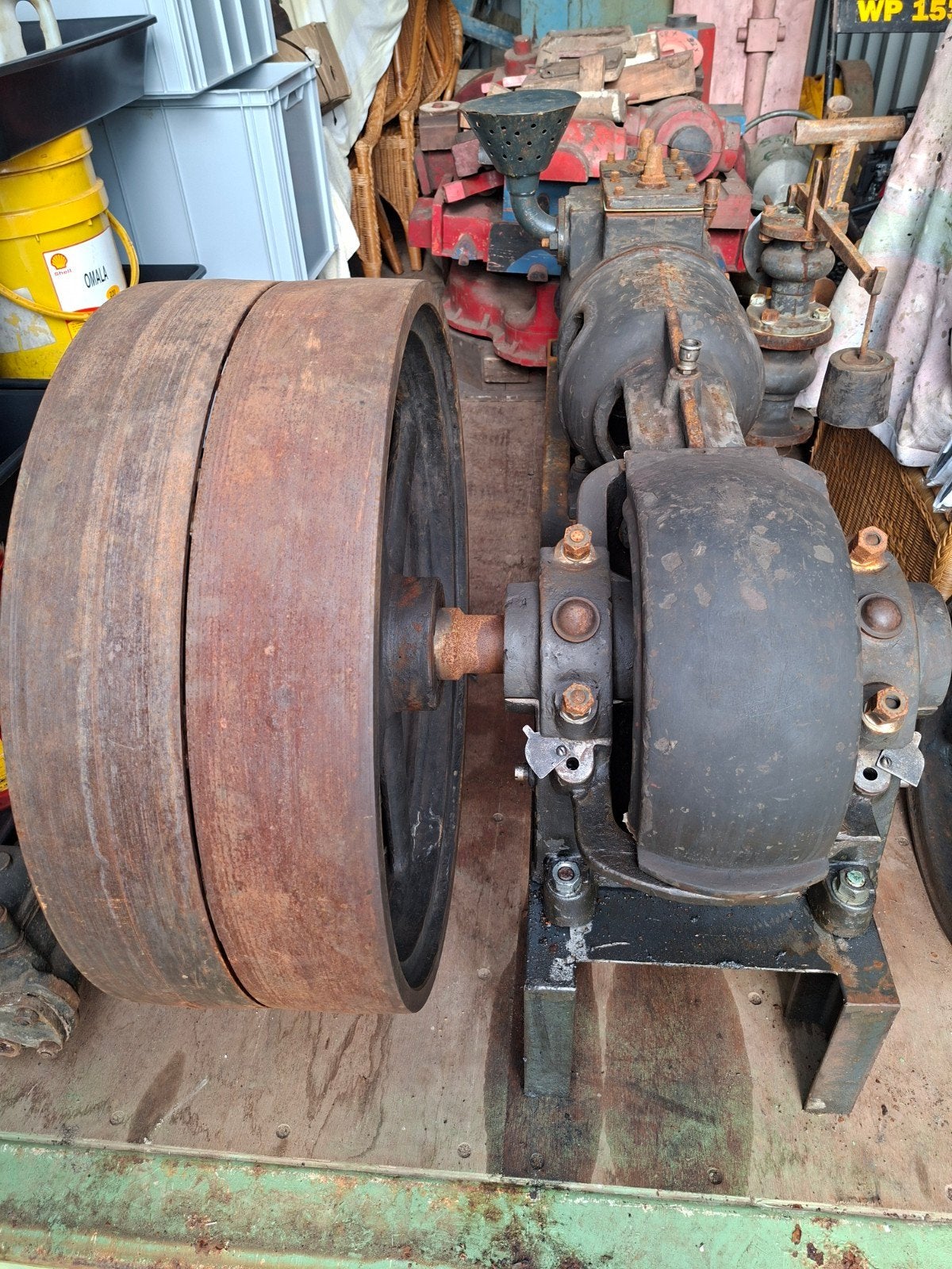 Antieke compressor voor stationaire motor, Gebruikt, Ophalen of Verzenden, Minder dan 200 liter/min, Minder dan 6 bar