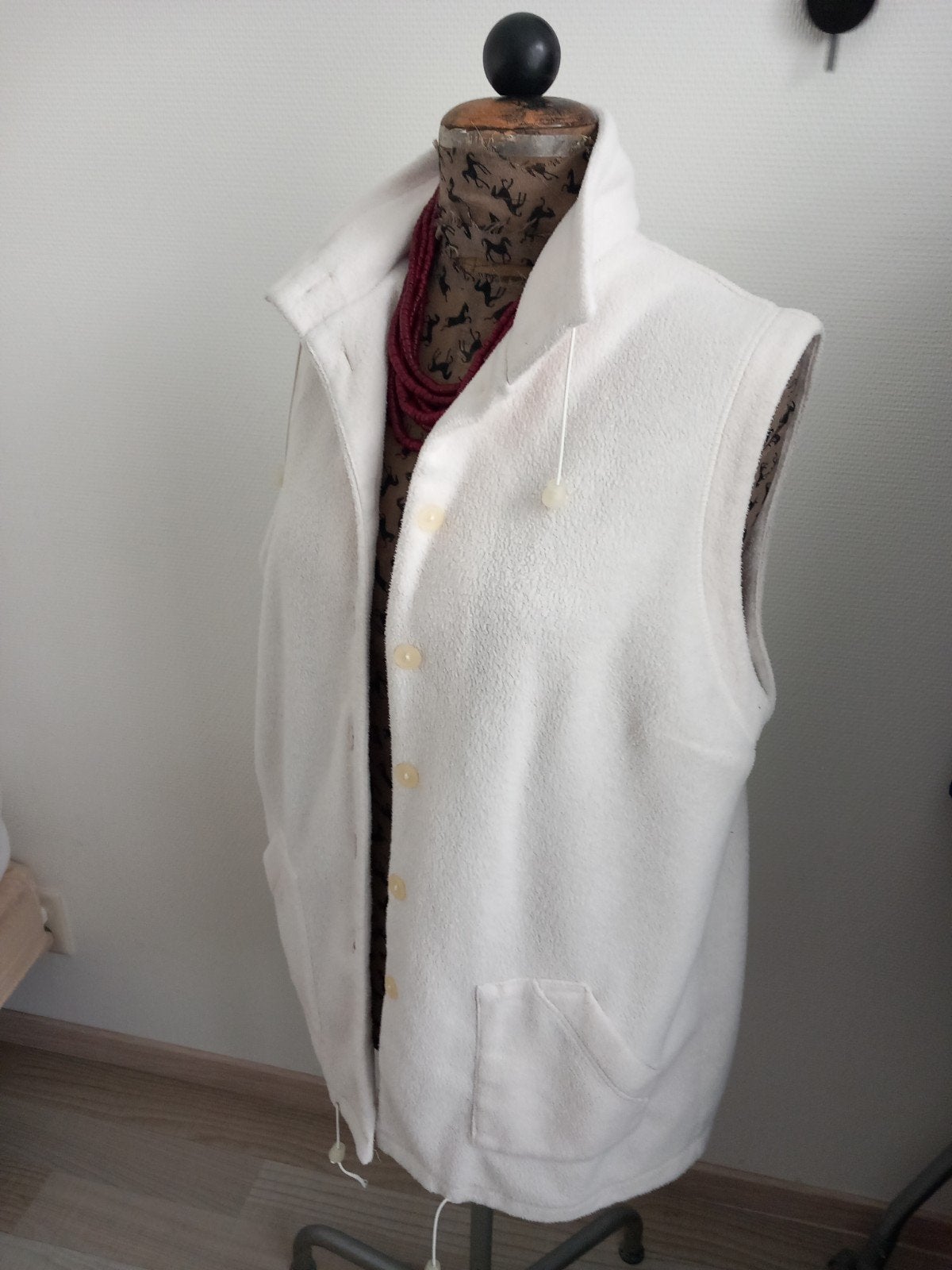 Gilet ecru 46 Art fashion, Beige, Maat 46/48 (XL) of groter, Zo goed als nieuw, Art fashion