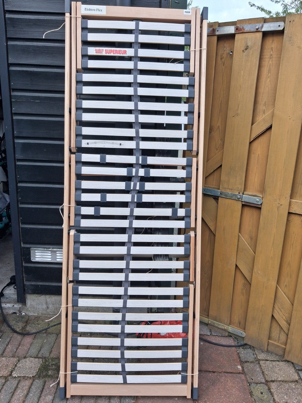 2 elektrisch verstelbare lattenbodems 70x200, Ophalen, Zo goed als nieuw, Eenpersoons, 90 cm