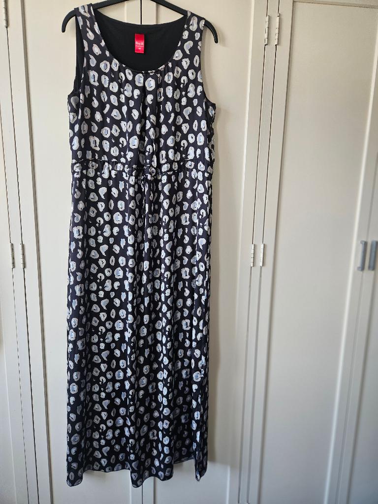 Only-M lange jurk maat 46 zgan, Kleding | Dames, Only-M, Zwart, Maat 46/48 (XL) of groter, Ophalen of Verzenden