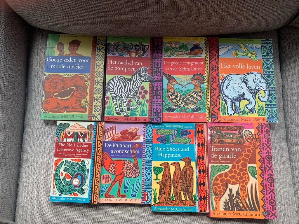 Alexander McCall Smith Boeken - De No.1 Ladies' Detective Ag, Ophalen of Verzenden, Zo goed als nieuw, Nederland