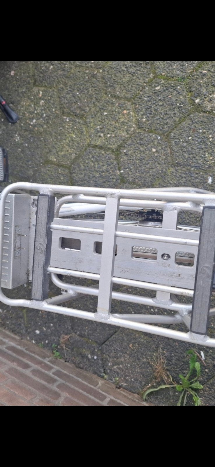 Stevige fietsendrager voor achterop de fiets, Ophalen of Verzenden, Gebruikt