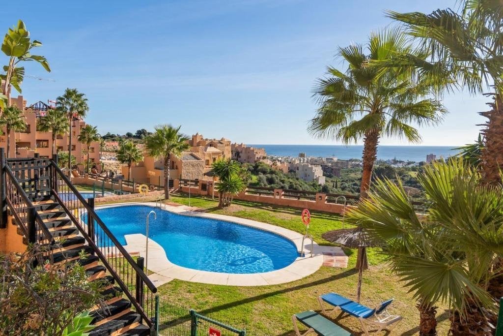 ☀️ Overwinteren Costa del Sol–luxe 2-sk appartement Estepona, Vakantie, Vakantiehuizen | Spanje, 2 slaapkamers, Appartement, Landelijk