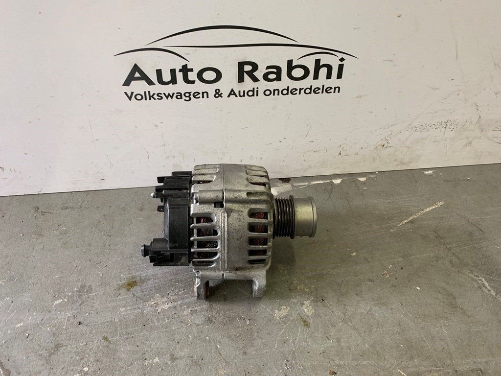 Volkswagen Audi Seat Skoda dynamo 04E903015, Gebruikt, -, -, Ophalen of Verzenden