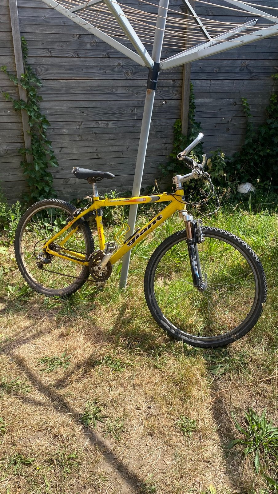 Giant Mountainbike - Opknapper, rijdt wel!, Fietsen en Brommers, Fietsen | Mountainbikes en ATB, Hardtail, Ophalen, Gebruikt, Giant