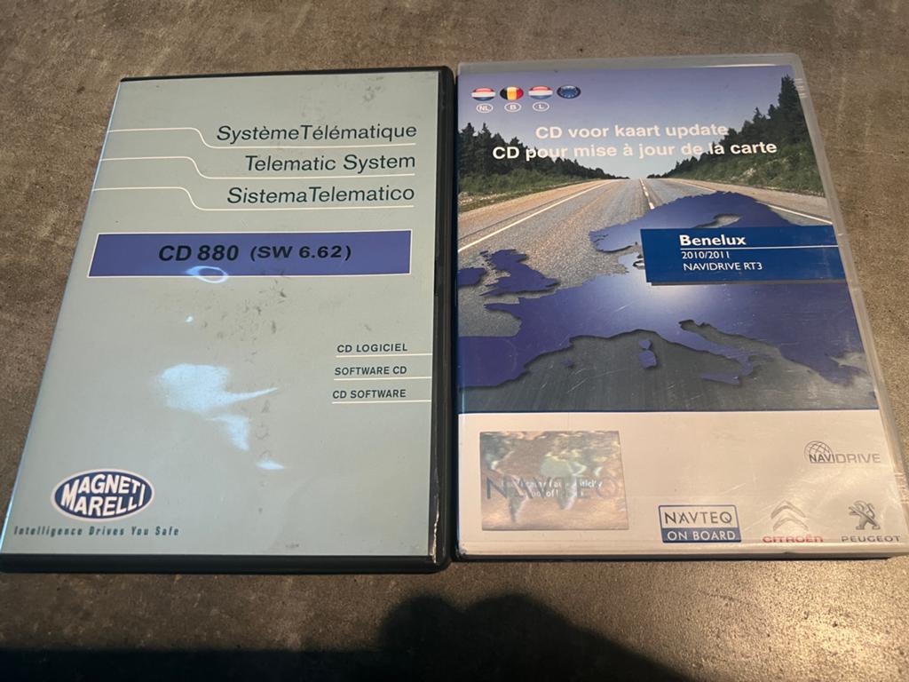 Navigatiesysteem CD-Rom voor Citroën en Peugeot, Ophalen of Verzenden, Zo goed als nieuw