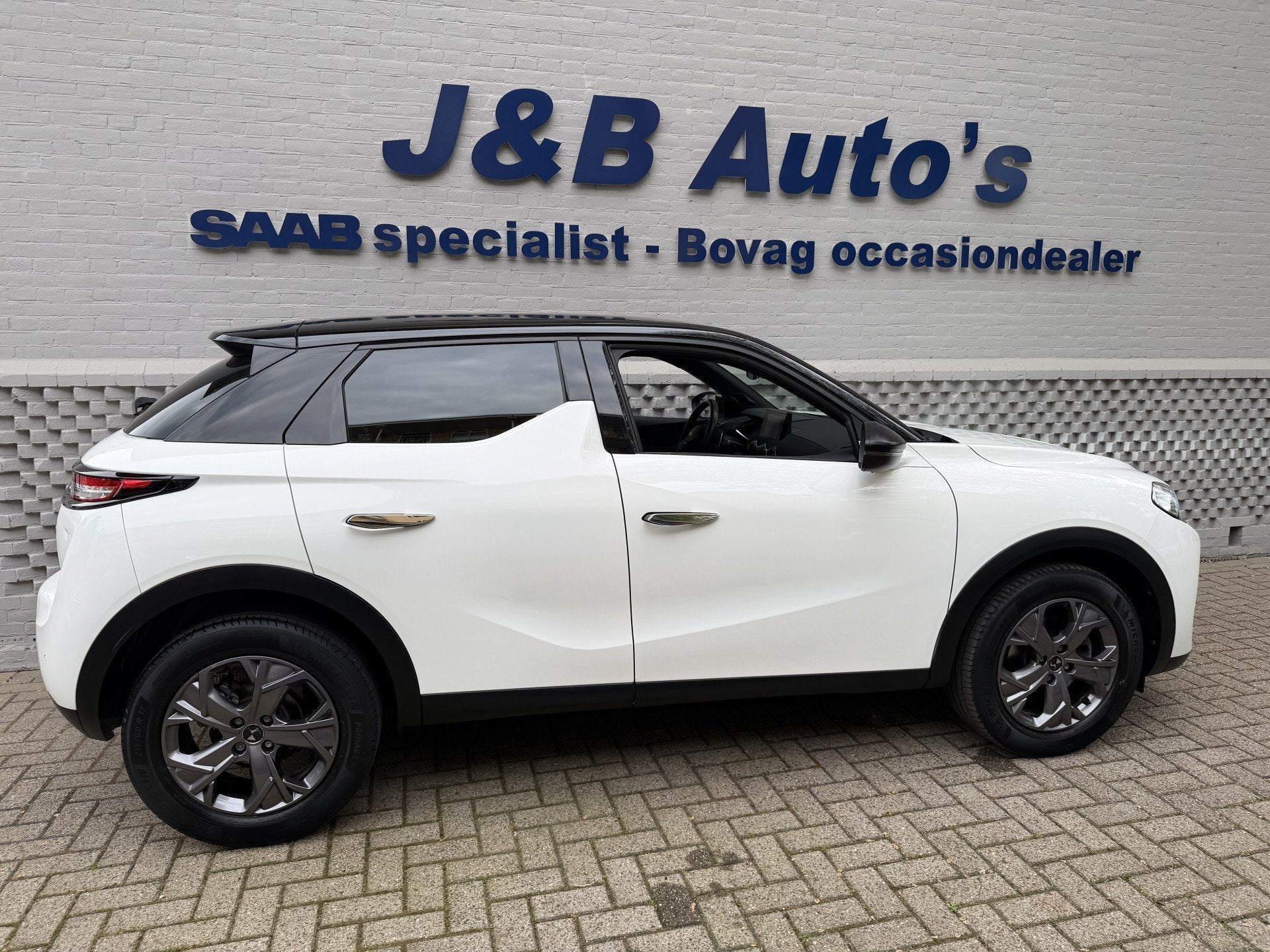DS DS 3 Crossback 1.2 PureTech Carplay Automaat Onderhoudsbo, Stof, Gebruikt, 1199 cc, Wit