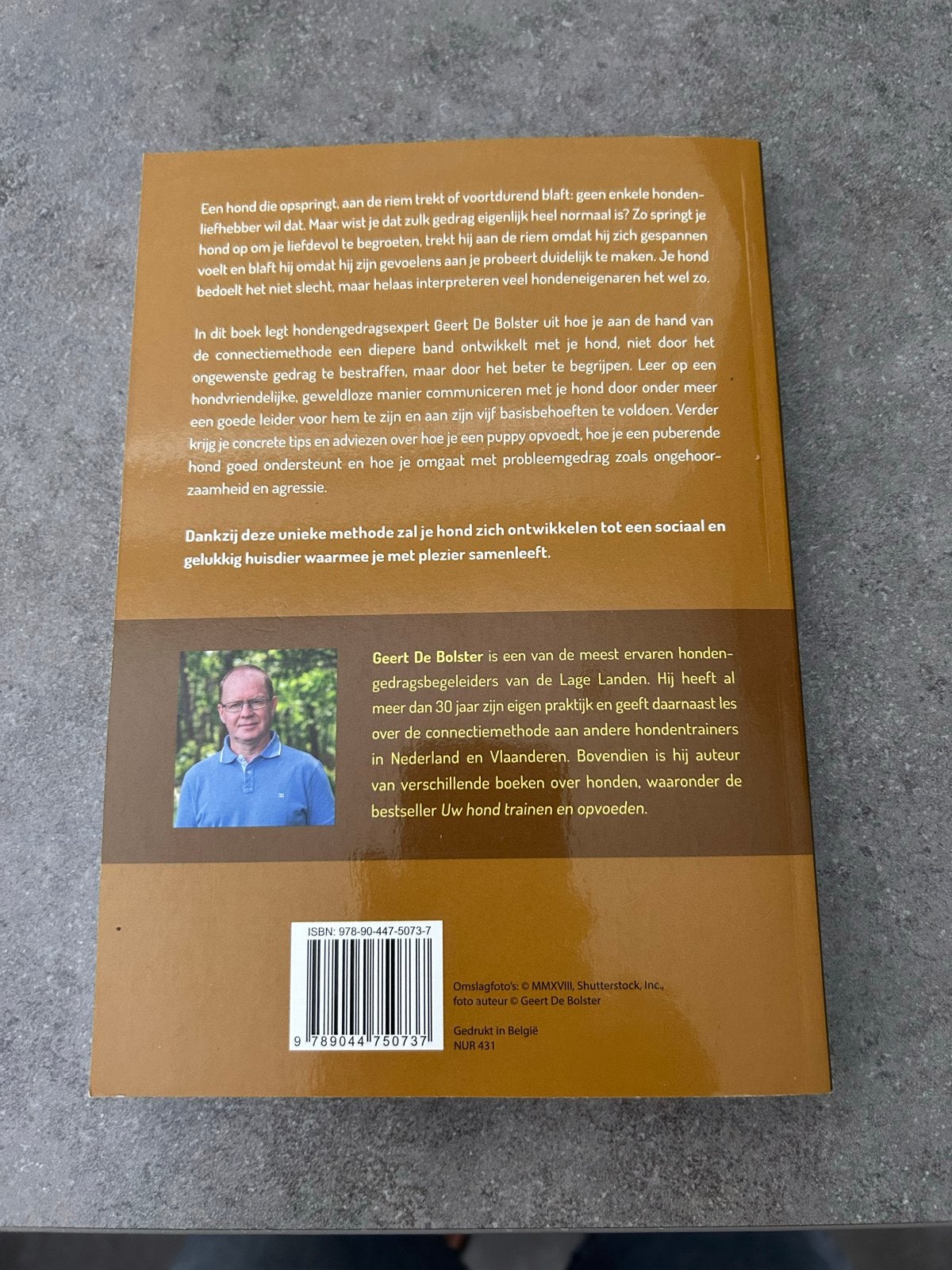 Je Hond Opvoeden met de Connectiemethode - Geert de Bolster, Boeken, Ophalen of Verzenden, Zo goed als nieuw, Honden