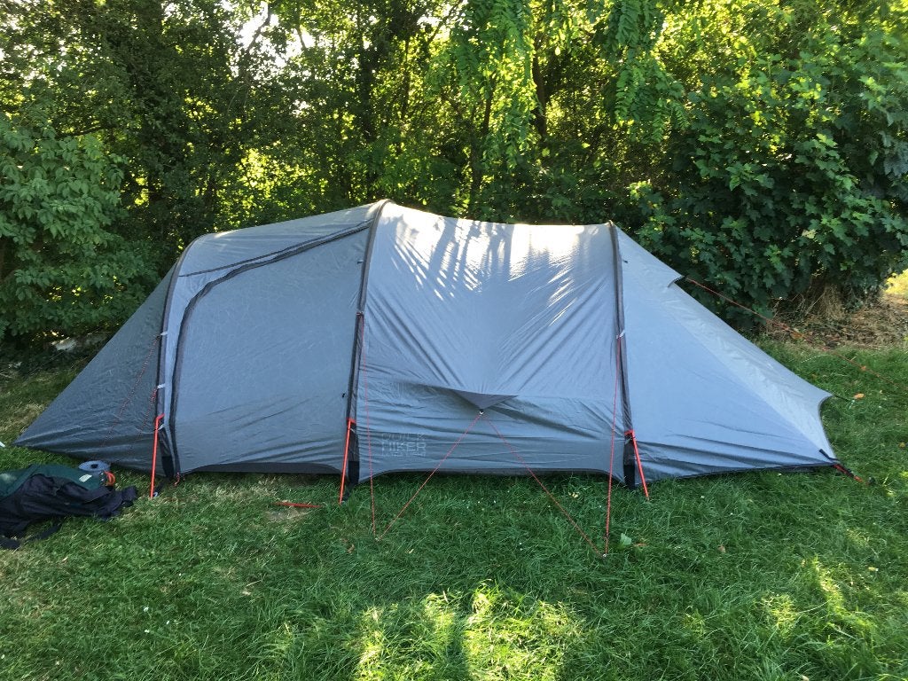 Quick Hiker lichtgewicht 4-persoons tent - Zo goed als nieuw, Ophalen of Verzenden, Zo goed als nieuw, Tot en met 4