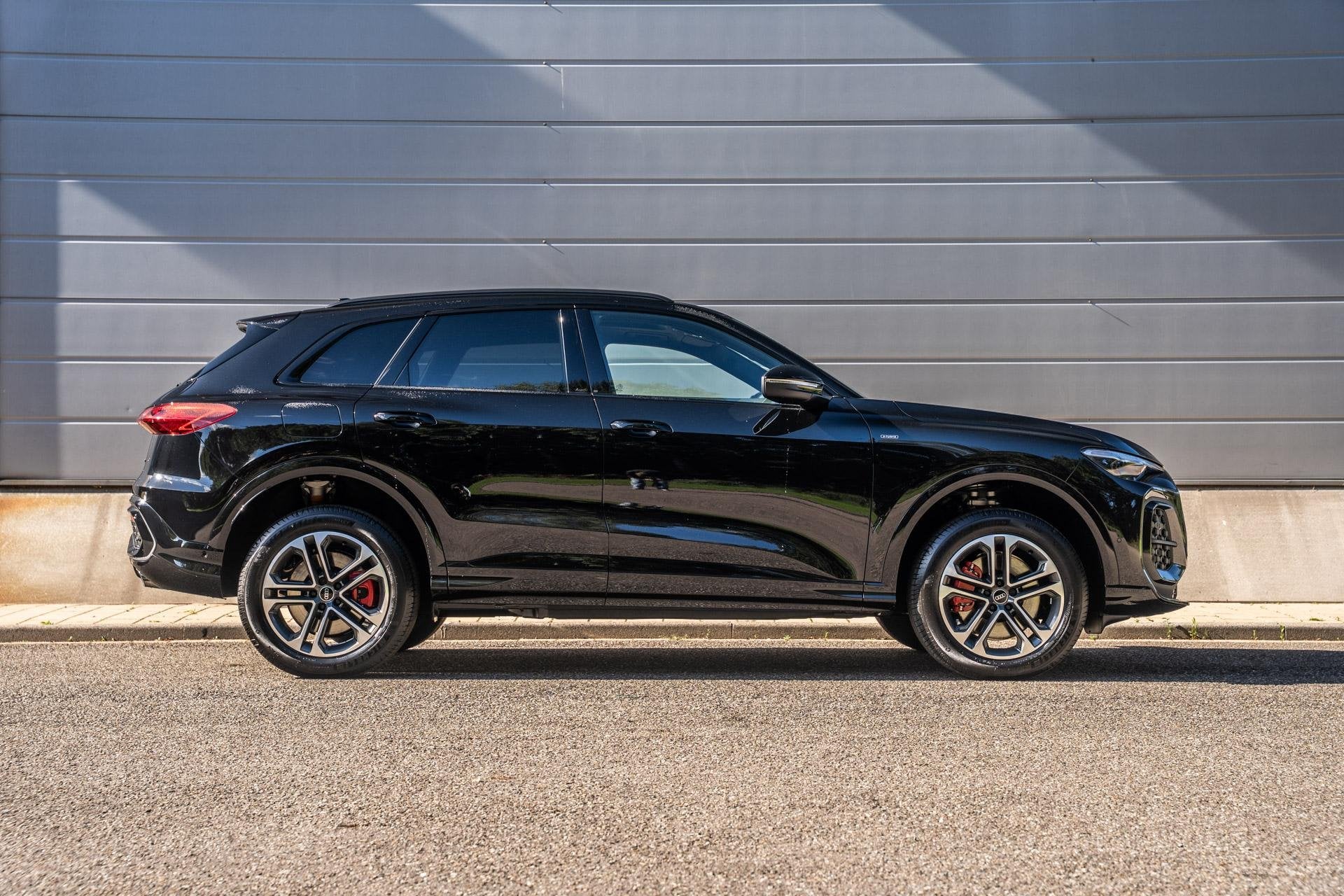 Audi Q5 2.0 TFSI e-hybrid quattro S Edition Competition | Mu, Automaat, 12 maanden, Stof, 4 cilinders