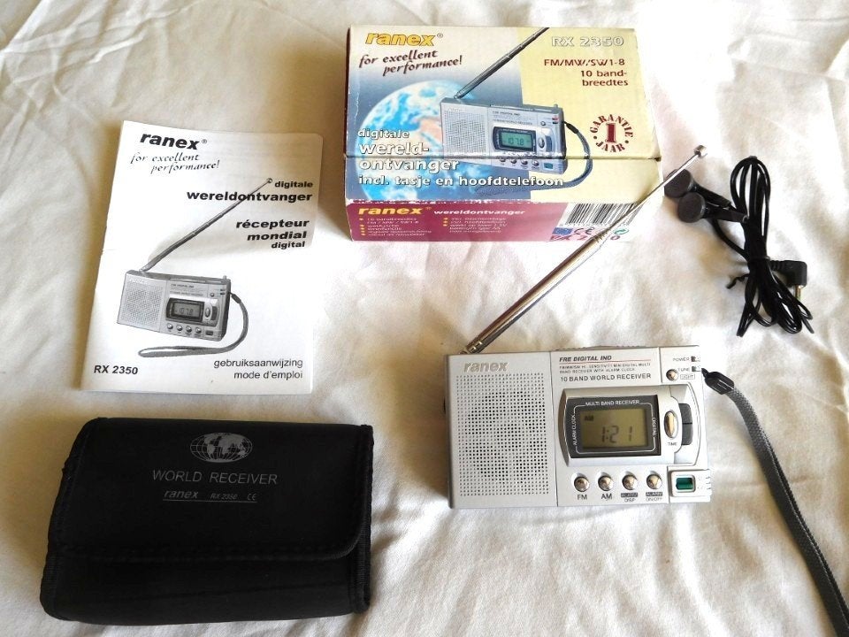 Wereldontvanger Radio Ranex RX 2350 ziet er als nieuw uit., Ophalen, Zo goed als nieuw, Wereldontvanger