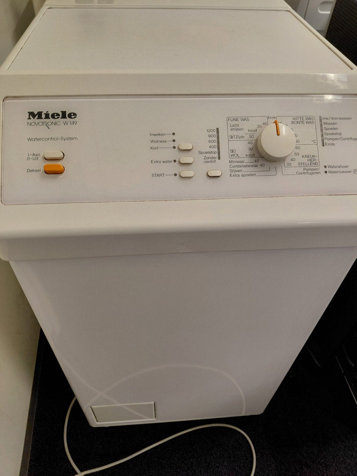 Te koop Miele wasmachine, Ophalen, 1200 tot 1600 toeren, Gebruikt, 4 tot 6 kg