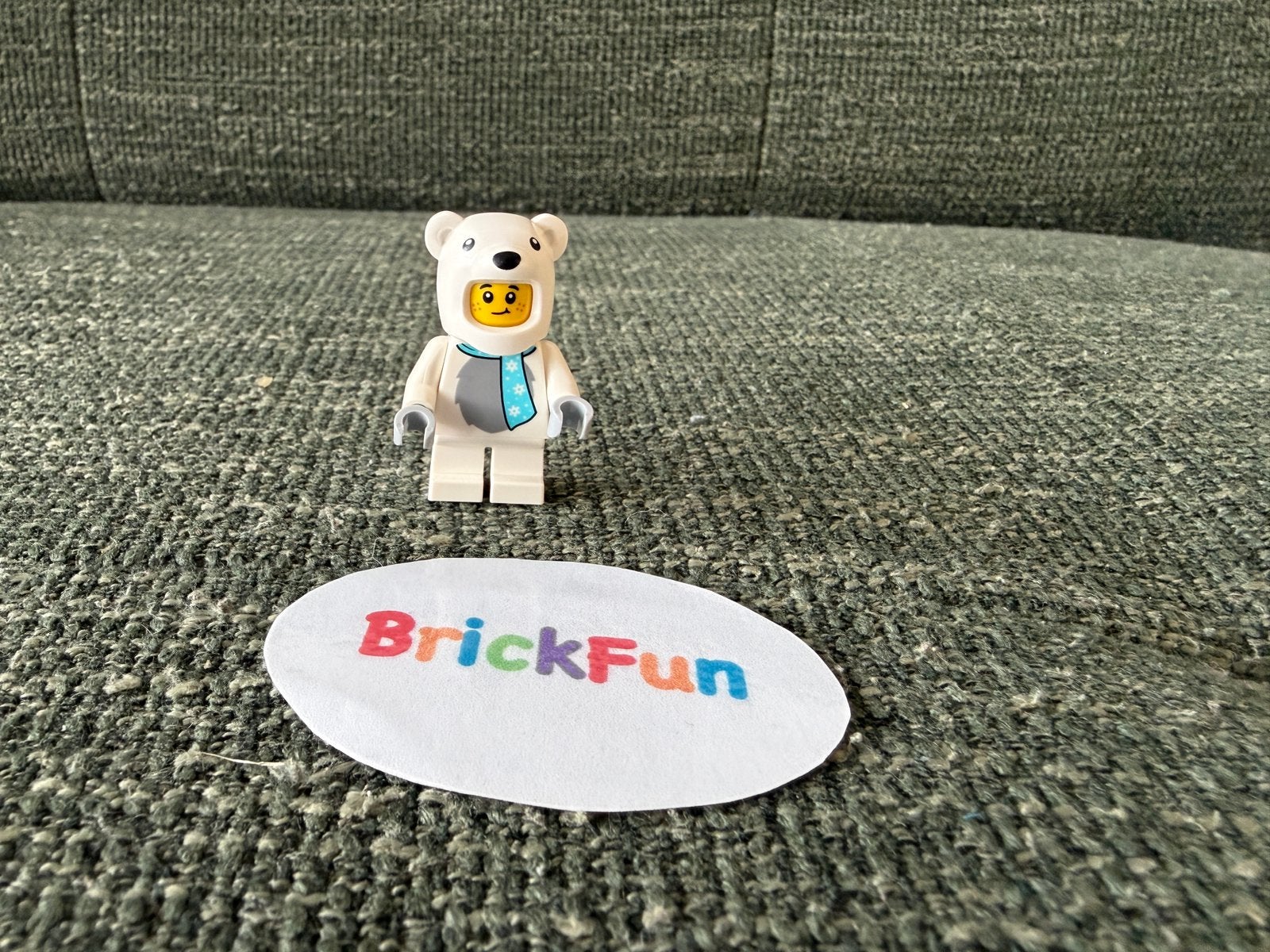 Lego minifiguur jongen met ijsbeerpak., Kinderen en Baby's, Ophalen of Verzenden, Nieuw