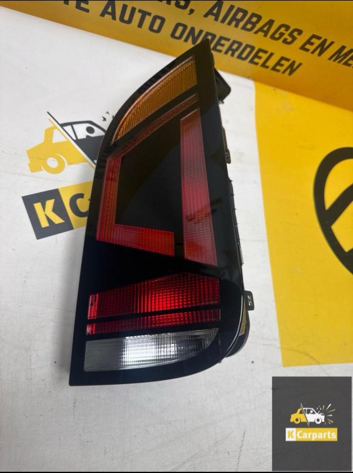 Achterlicht rechts Volkswagen Up 2016-2019 (1S09450956J D65)
