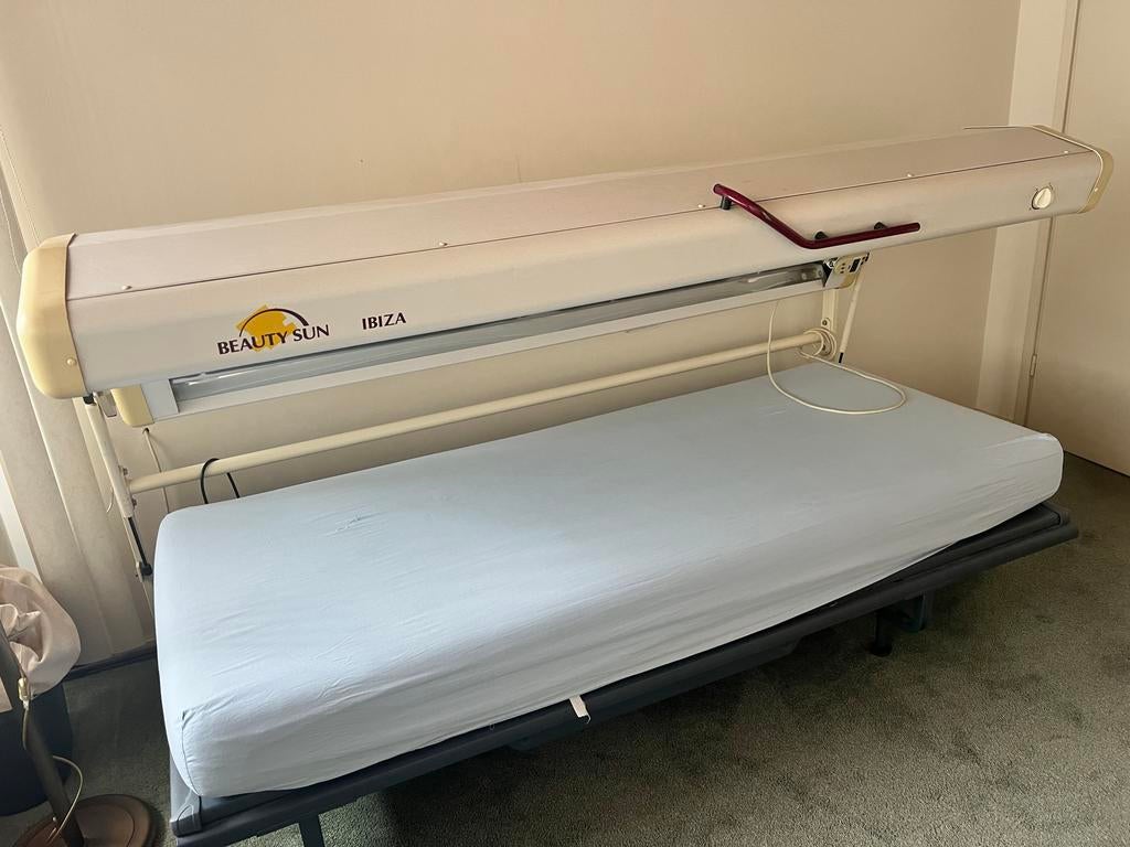 Beauty Sun Ibiza Zonnebank - Perfect voor thuisgebruik, Ophalen, Gebruikt, Zonnebank enkelzijdig, Minder dan 10 lampen