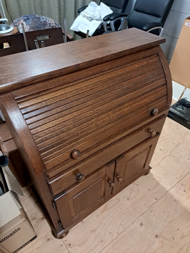 Secretaire, eiken massief en gedeeltelijk fineer., Gebruikt, Overige materialen, Minder dan 100 cm, Met deur(en)
