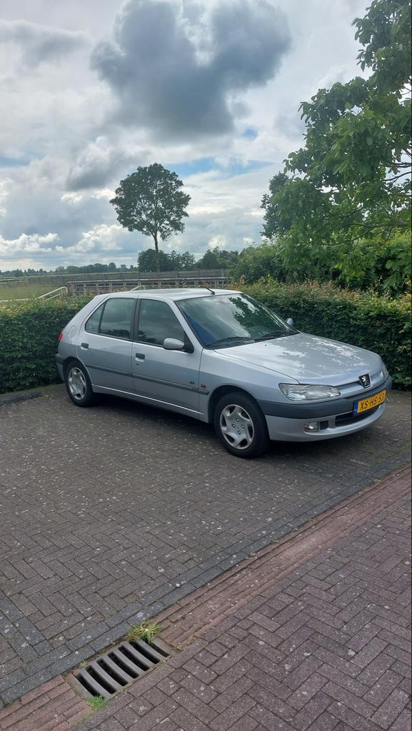 Peugeot 306 - 106.000km - youngtimer - familie eigenaren, Auto's, Peugeot, Voorwielaandrijving, 1005 kg, 4 cilinders, 1200 kg