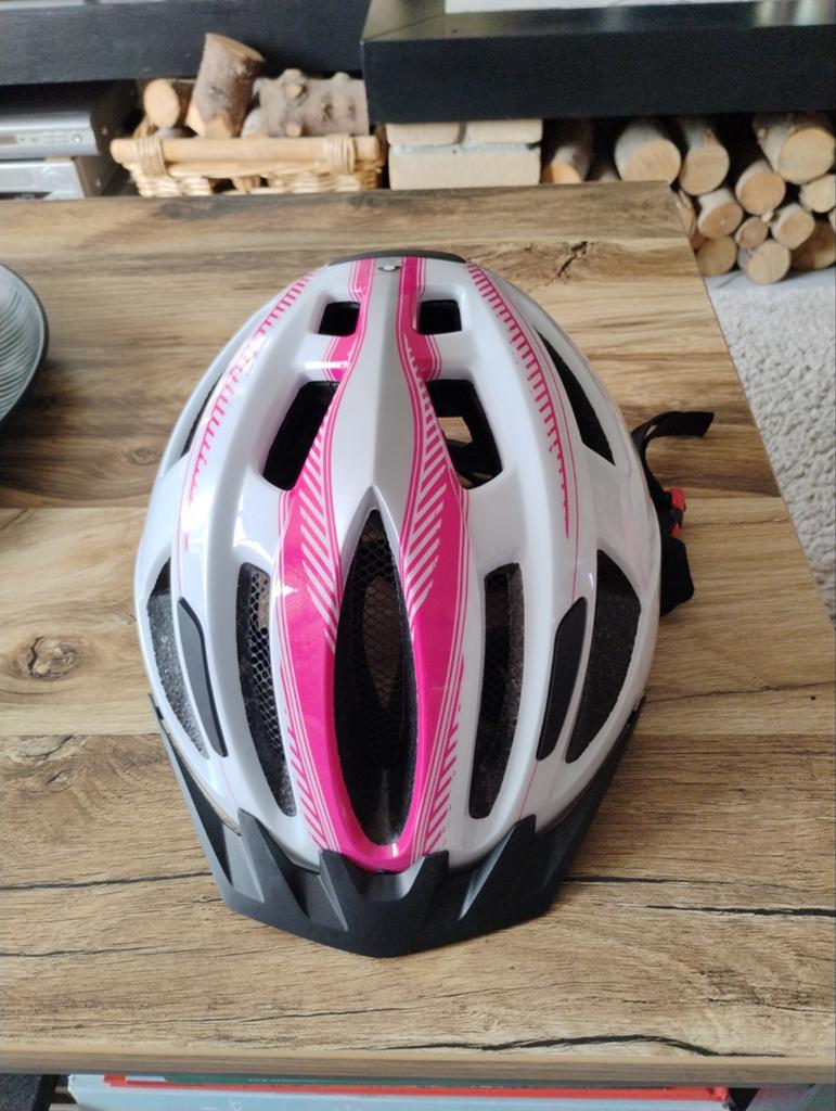 Dames fietshelm. Wit / rose.  Met licht op helm, Fietsen en Brommers, Fietsaccessoires | Fietshelmen, Ophalen of Verzenden, Dame