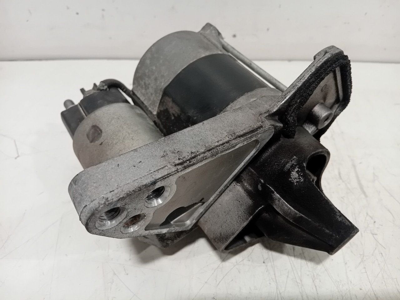 Startmotor Renault Clio, Onderdelen@venauto.nl, Gebruikt, Ettenseweg 76, 4706 PB Roosendaal, The Netherlands, Herkomst onderdeel bekend