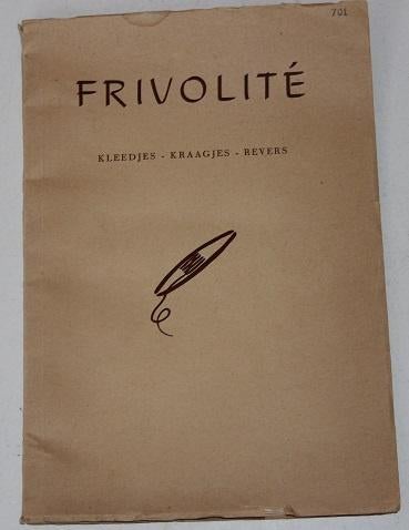 Frivolité  Kleedjes Kraagjes Revers   134234, Ophalen of Verzenden, Gelezen, Overige onderwerpen