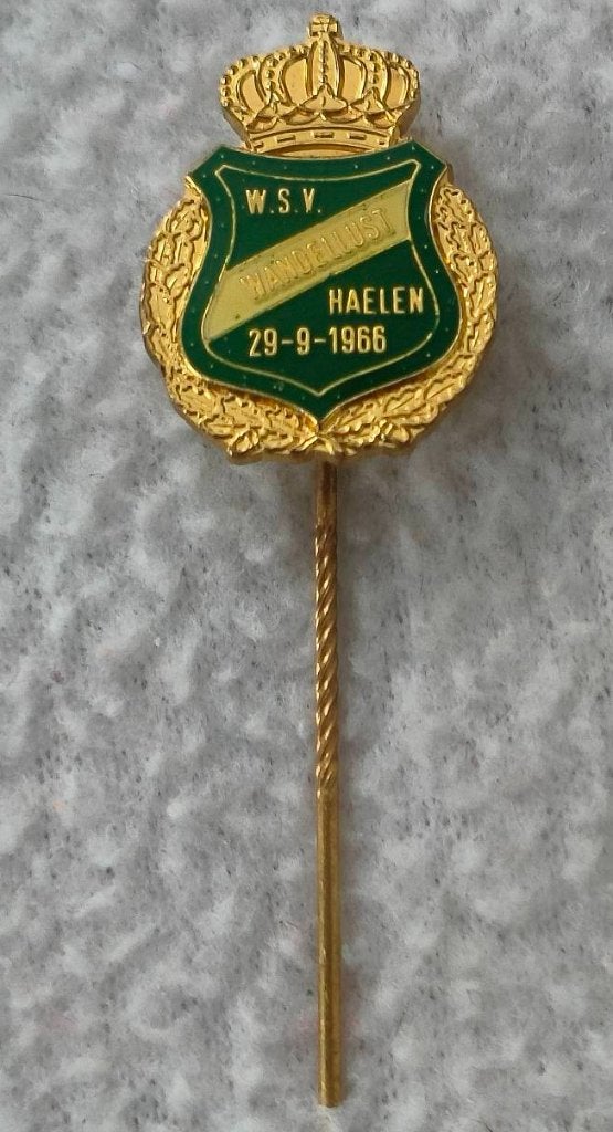 Speldje W.s.v Wandellust Haelen 1966, Ophalen of Verzenden, Zo goed als nieuw, Sport, Speldje of Pin