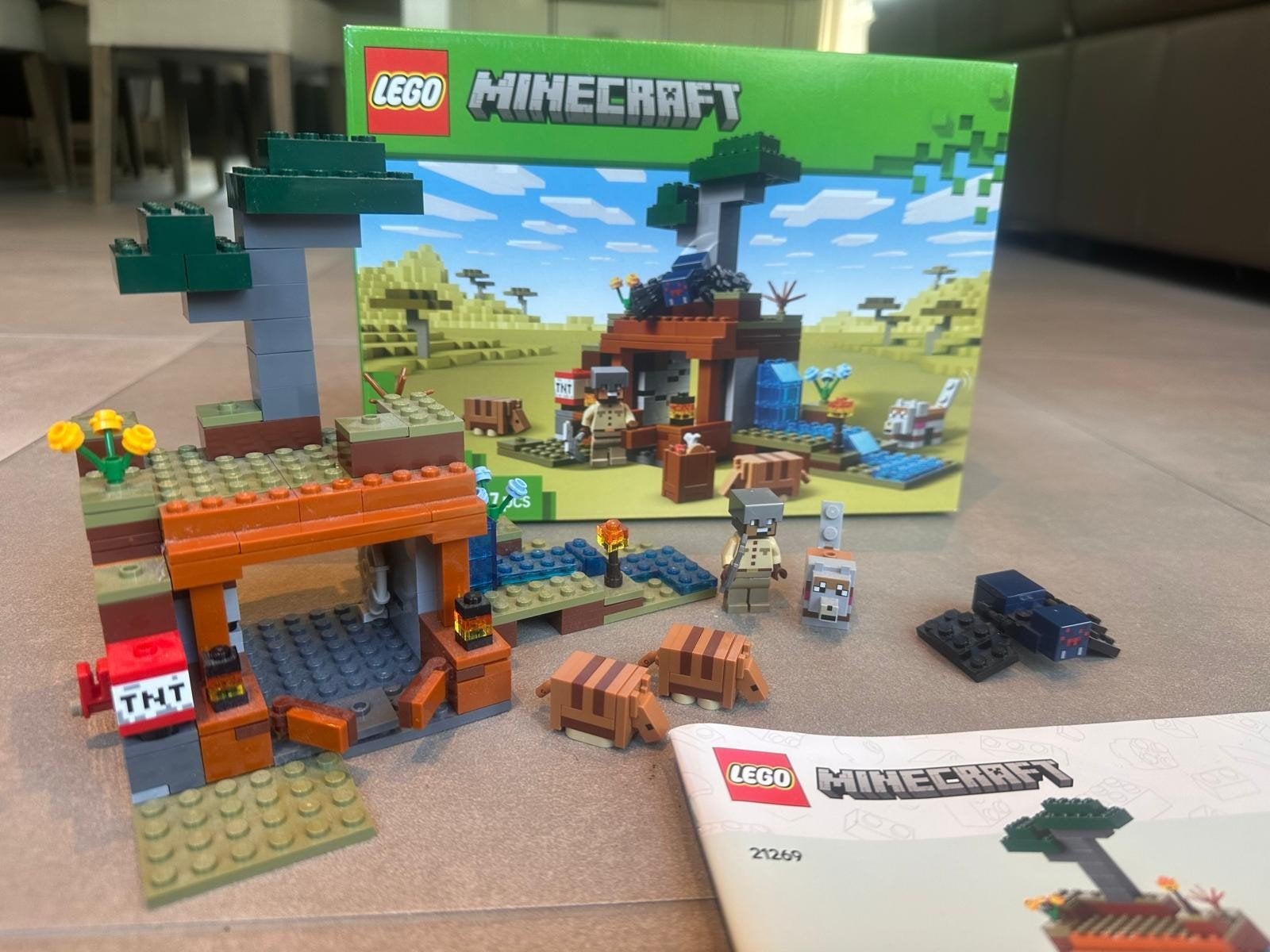 Lego Minecraft The Armadillo Mine Expedition (21269) - Compl, Ophalen, Minecraft, Lego, Zo goed als nieuw