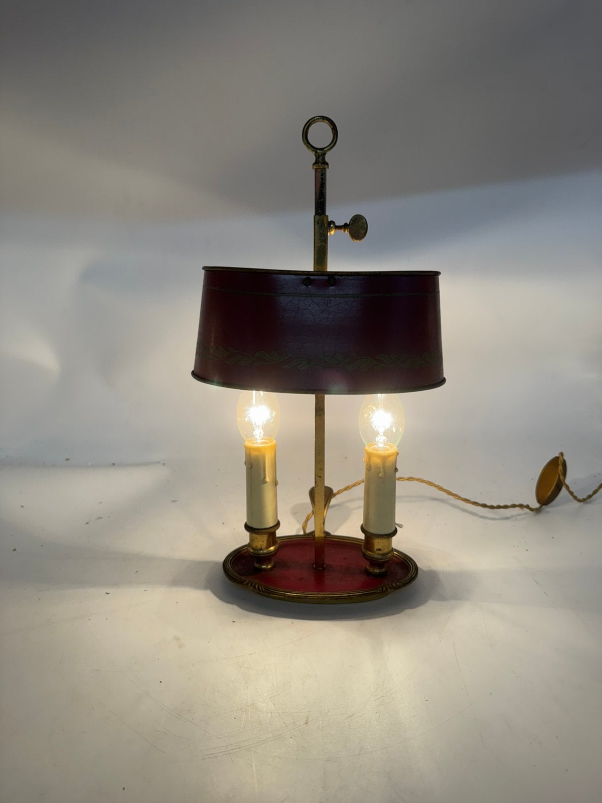 Klassieke Bouillotte Lamp met Rode Tôle Peinte Kap (35 cm), Ophalen of Verzenden