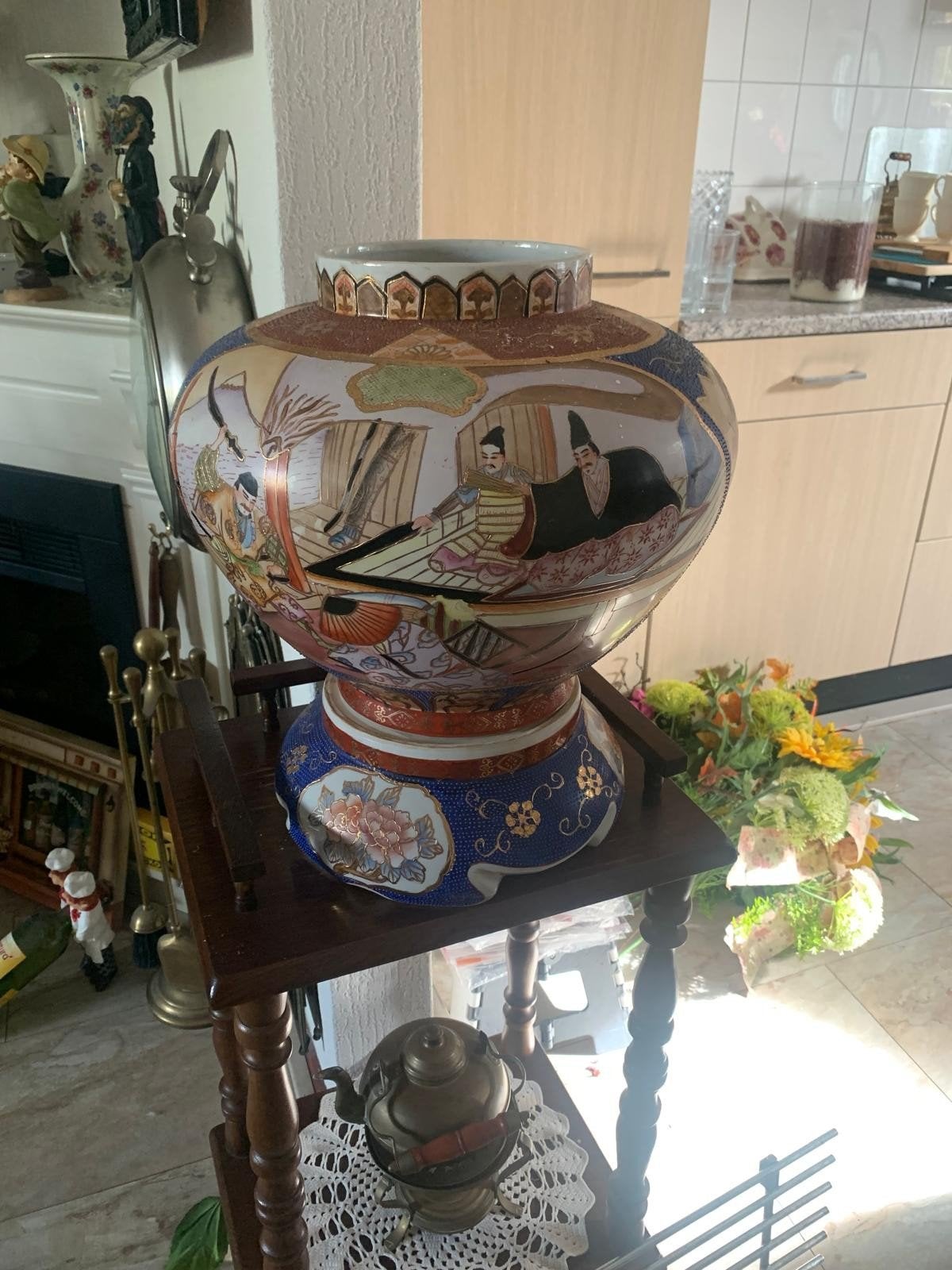 Antieke Chinese Vaas met Gedetailleerde Scènes, Antiek en Kunst, Ophalen of Verzenden